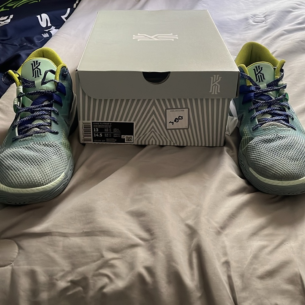 Kyrie flytrap v - Picture 4 of 4